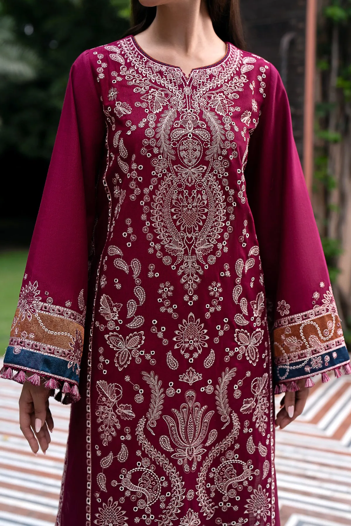 EMBROIDERED KHADDAR RTW-1140