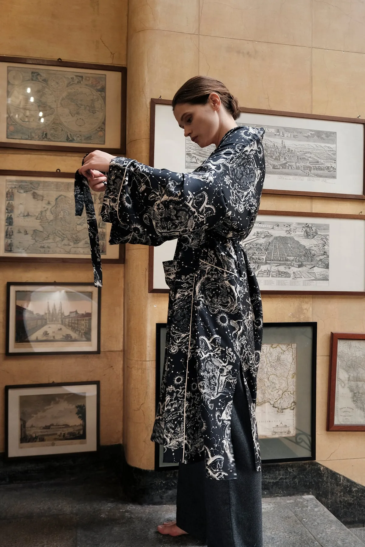 KIM COSMO SILK KIMONO - Archive