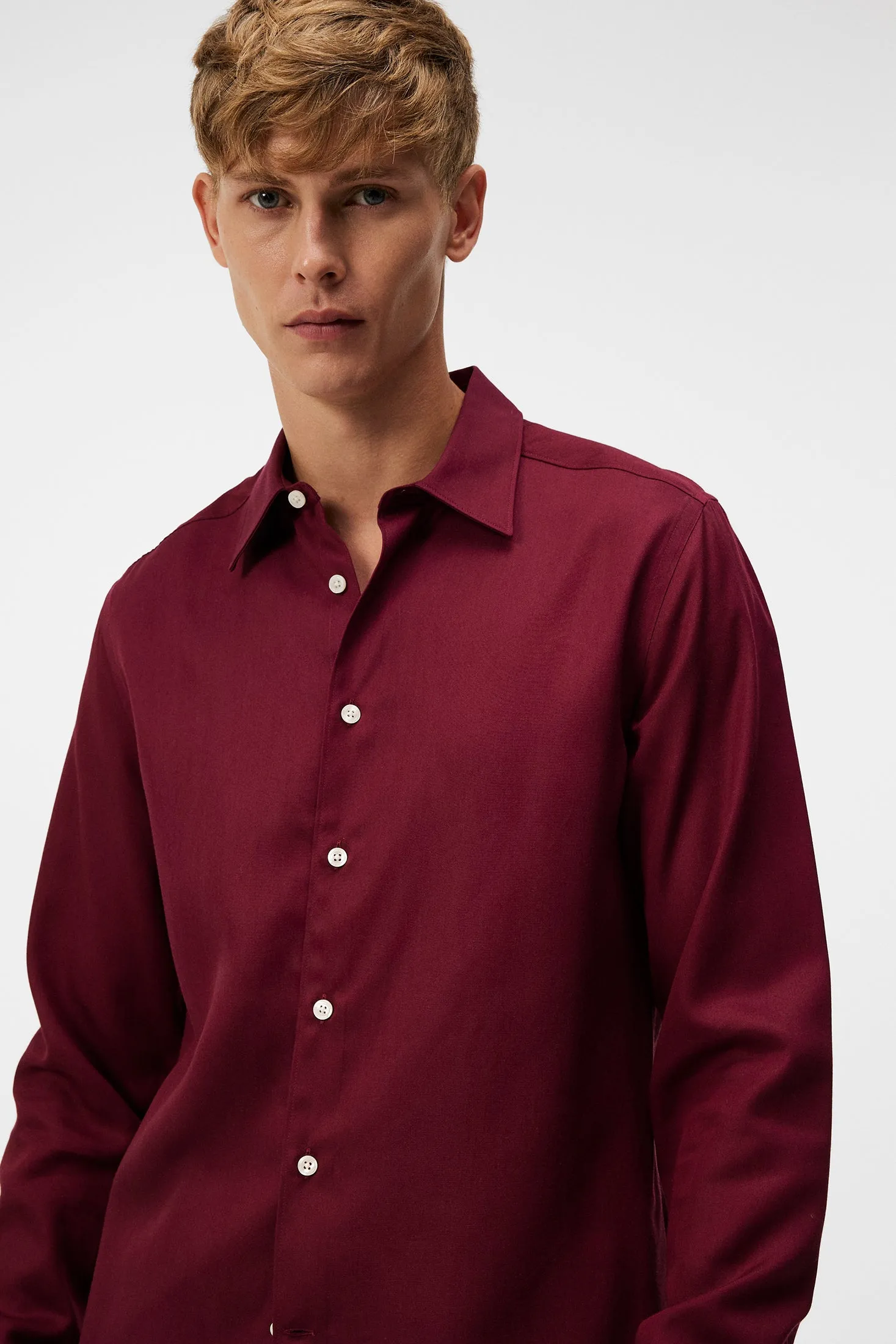 Slim Comfort Tencel Shirt / Zinfandel