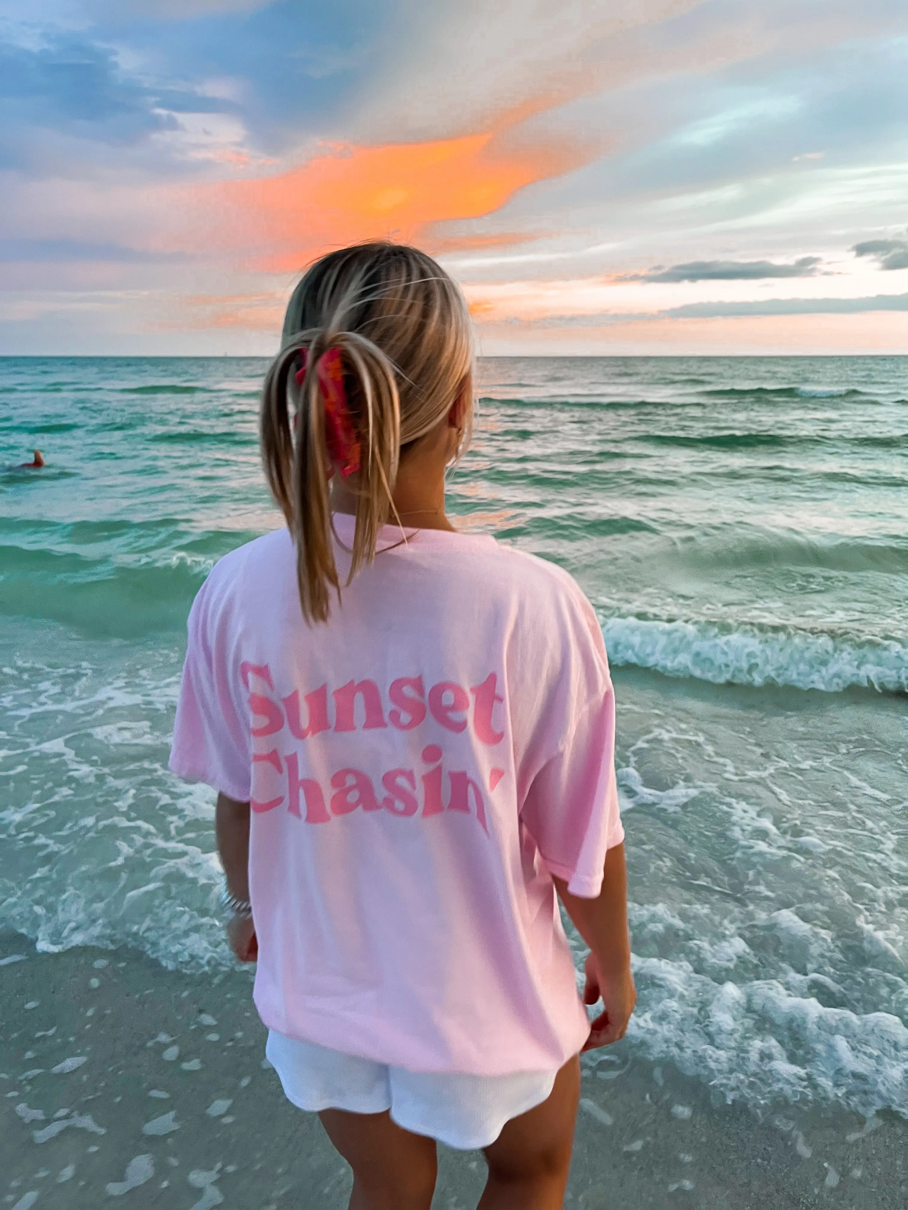 Sunset Chasin Comfort Colors Tee